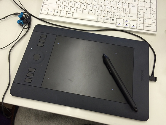 ペンタブレットIntuos Pro
